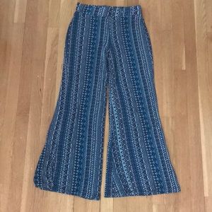 Fitted wide leg printed pants